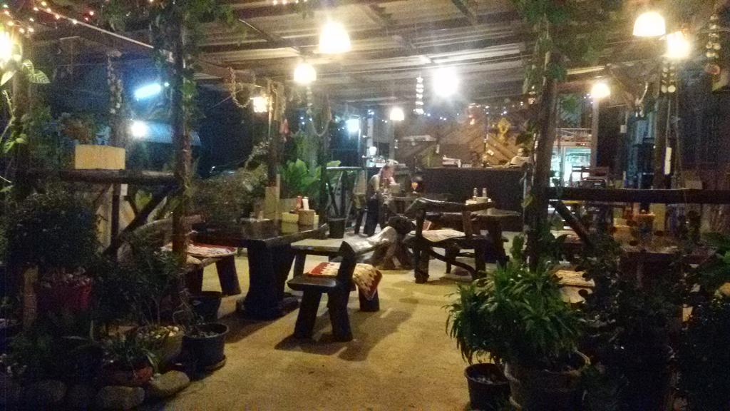 Sangjun Guesthouse Trat Eksteriør bilde
