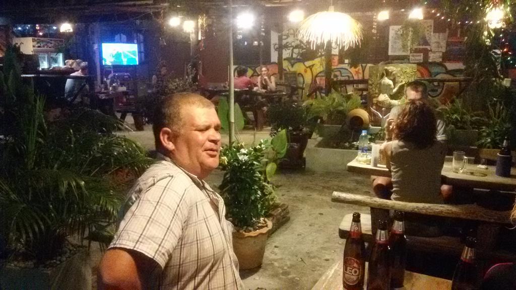Sangjun Guesthouse Trat Eksteriør bilde