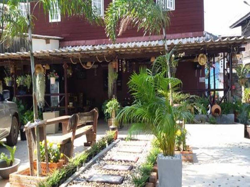 Sangjun Guesthouse Trat Eksteriør bilde