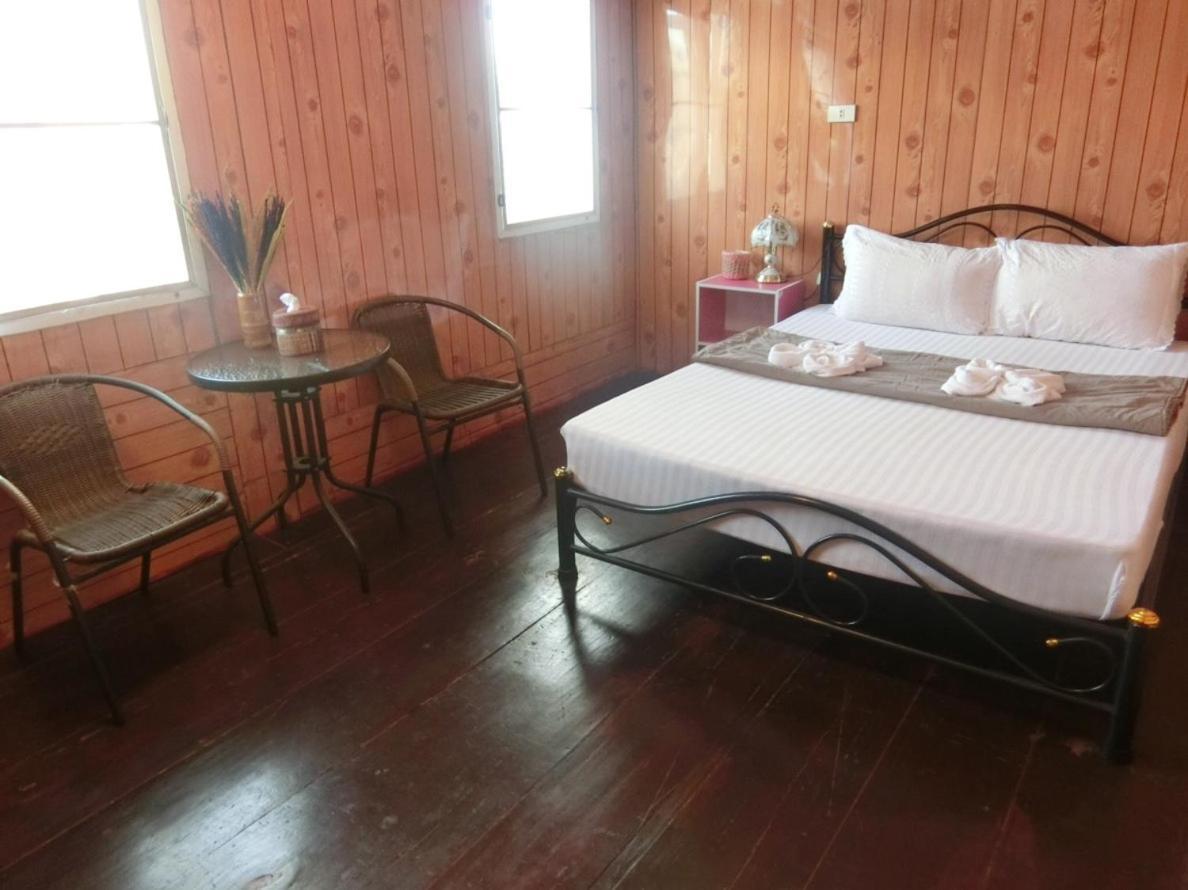 Sangjun Guesthouse Trat Eksteriør bilde